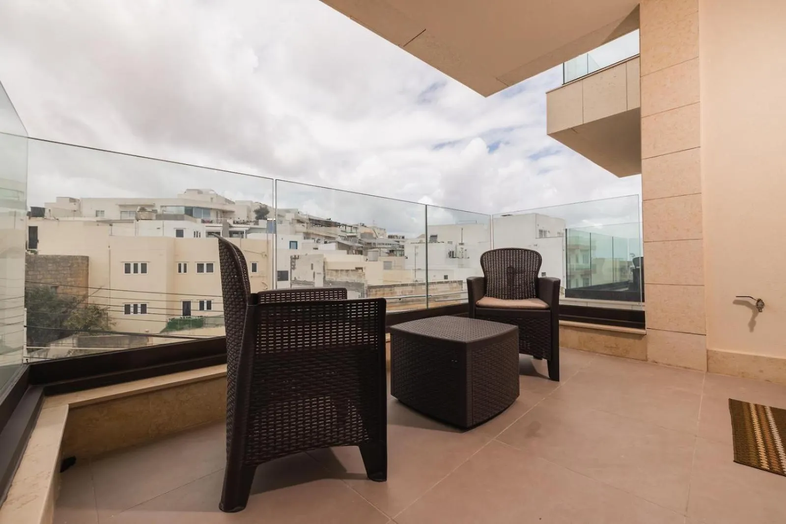 Swieqi 3 Bedroom Apartment 1 Is-Swieqi