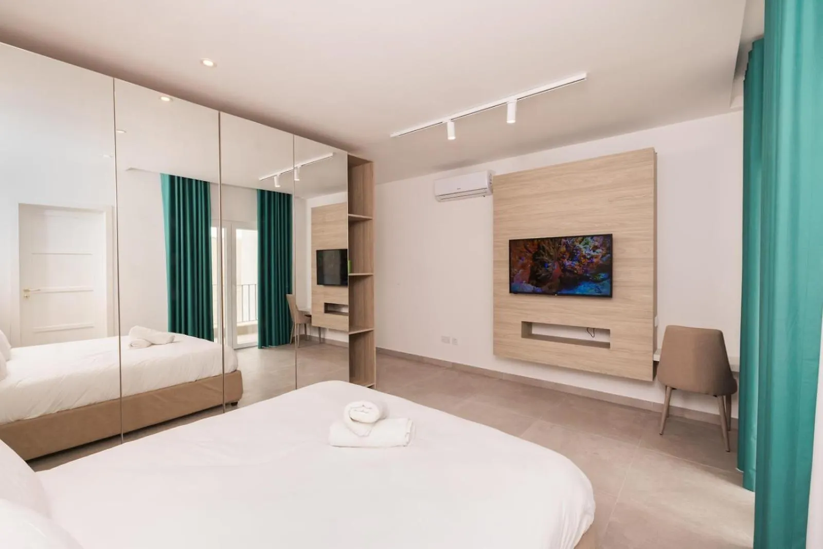 Swieqi 3 Bedroom Apartment 1 Is-Swieqi